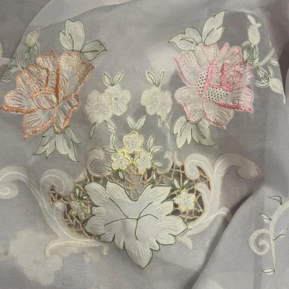 Vintage White Floral Embroidered Scalloped Sheer Tier and Valance Curtain Set